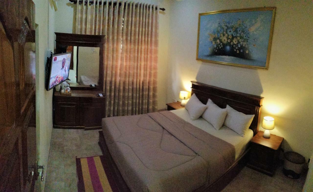 Holidays Hotel Nainamadama Kültér fotó
